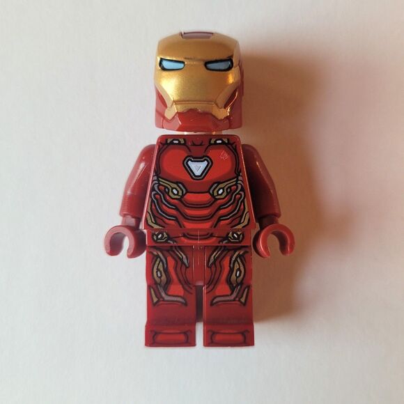 LEGO Marvel Iron Man Minifigure – Pearl Gold Armor (Used) - Picture 1 of 4